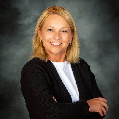 Presenter Shari Dean Bio Pic